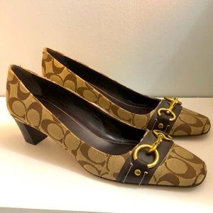 VTG COACH Natasia Signature Logo Brown Canvas Pump Heels Made in Italy